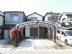 中央6丁目貸家