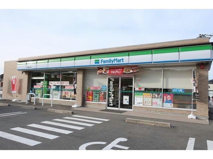 ファミリーマート御嵩中坪店(コンビニ)まで896m 名鉄広見線/御嵩駅 徒歩9分 2階 築30年