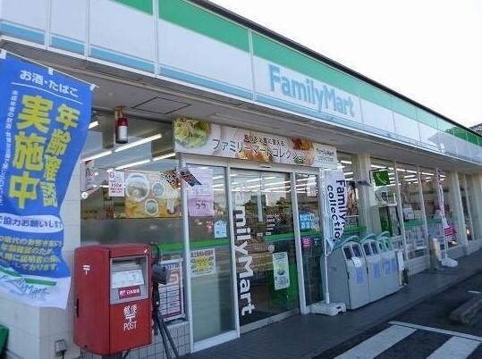 ファミリーマート可児御嵩町店(コンビニ)まで250m 名鉄広見線/御嵩口駅 徒歩9分 2階 築35年