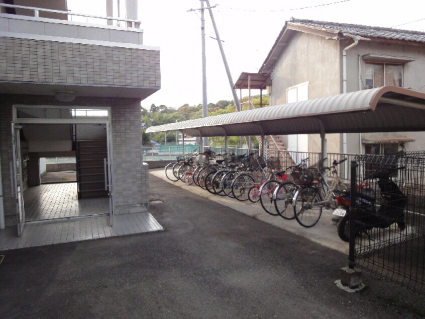  名鉄犬山線/犬山駅 徒歩15分 3階 築28年