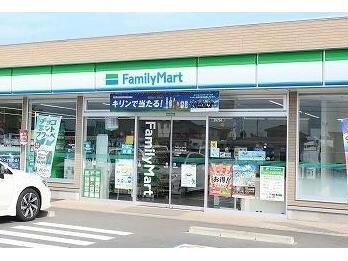 ファミリーマート可児土田東山店(コンビニ)まで375m ディア　コート　Ａ