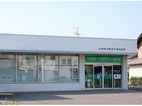 大垣共立銀行土田出張所(銀行)まで635m ディア　コート　Ａ