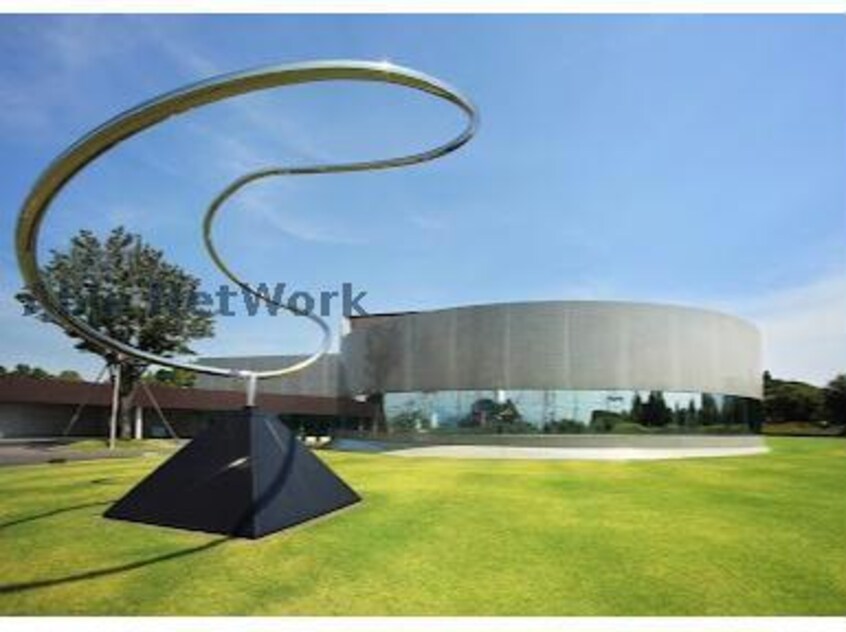 資生堂アートハウス(美術館/博物館)まで971m メゾン・ド・リンデンＡ