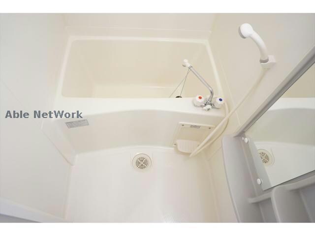 同型タイプ リリアーレ