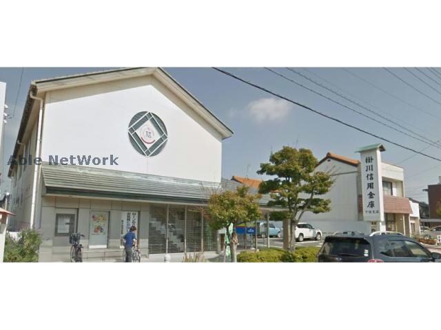 島田掛川信用金庫下俣支店(銀行)まで800m 東海道本線/掛川駅 車移動　7分1.8km 2階 築28年