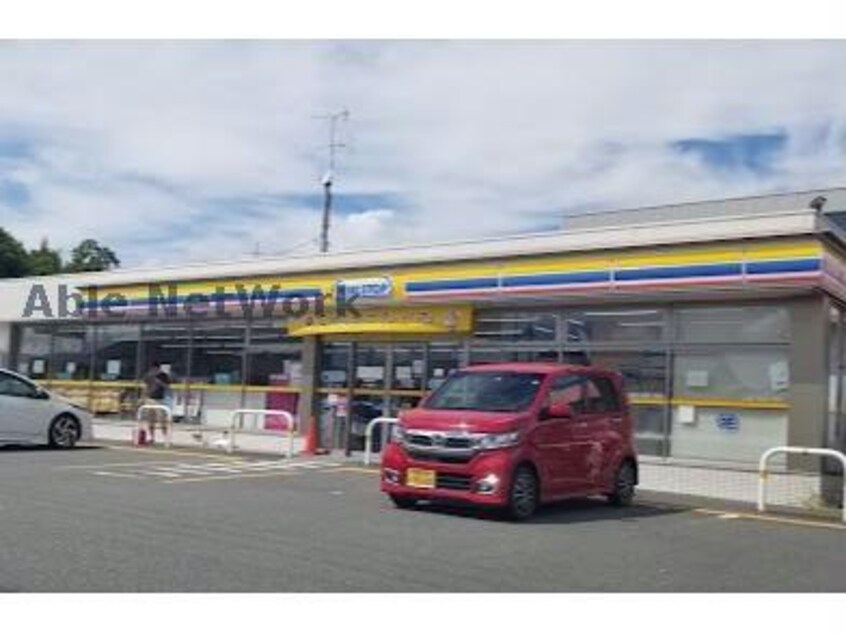 ミニストップ掛川宮脇店(コンビニ)まで391m 東海道本線/掛川駅 車移動　7分2.2km 1階 築27年