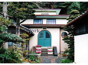 愛宕下美術館(美術館/博物館)まで1963m プリート
