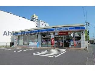 ローソン掛川塩町店(コンビニ)まで546m 鈴木アパート