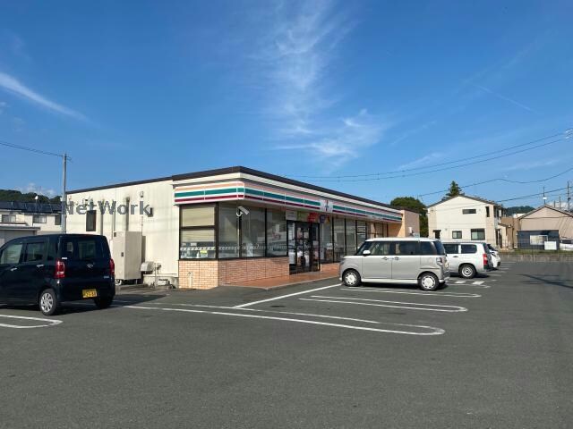 セブンイレブン森町遠州森駅前店(コンビニ)まで638m ソレイユ・ルヴァンＣ