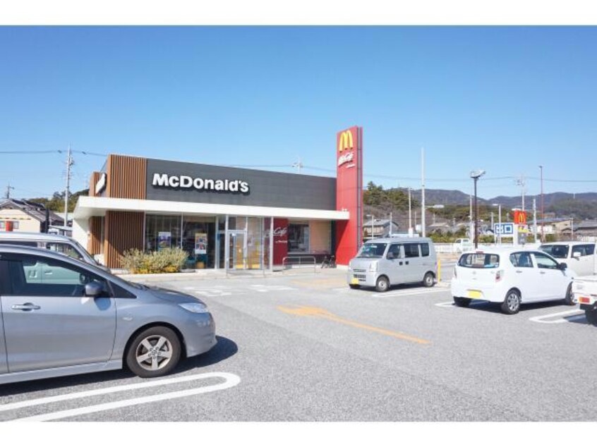 マクドナルド247蒲郡店(ファストフード)まで1430m カーサ　ヴィアーレ