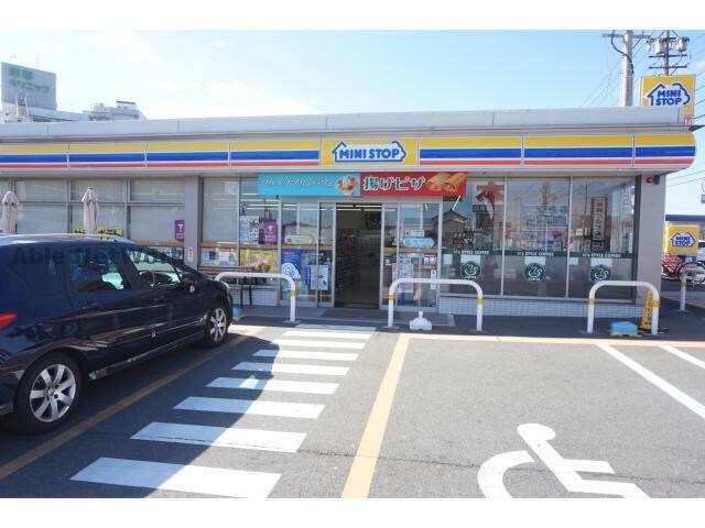 ミニストップ蒲郡三谷北通店(コンビニ)まで370m メゾン遊