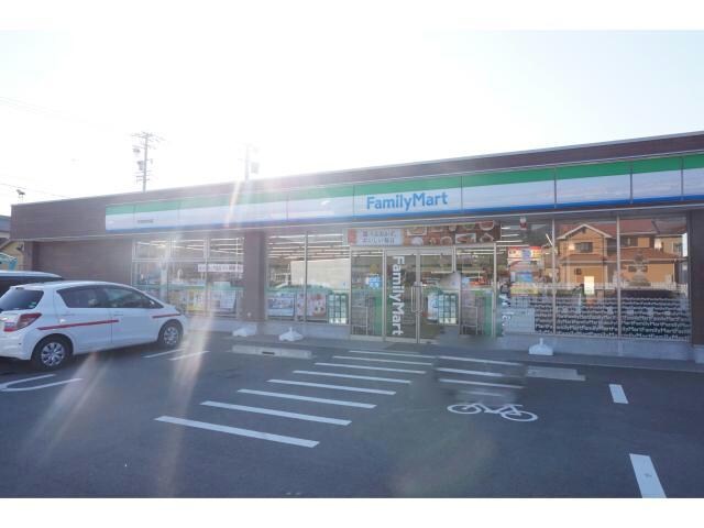 ファミリーマート幸田町芦谷店(コンビニ)まで1770m ビレッジハウス幸田4号棟