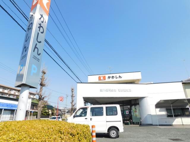 豊川信用金庫蒲郡西支店(銀行)まで980m ロランジュＡ