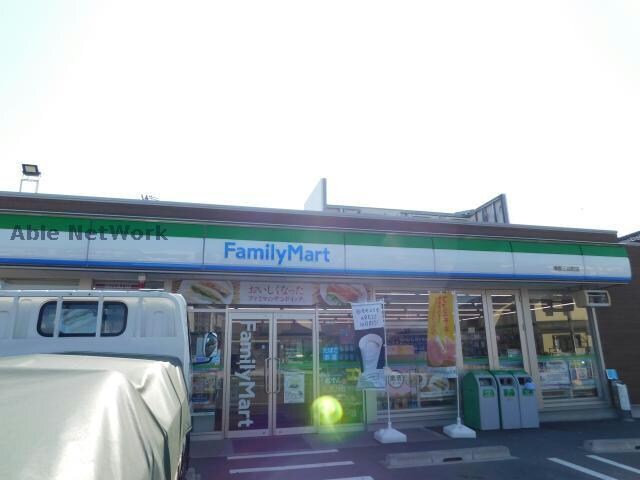 ファミリーマート蒲郡三谷町店(コンビニ)まで560m シティハイツ天伯