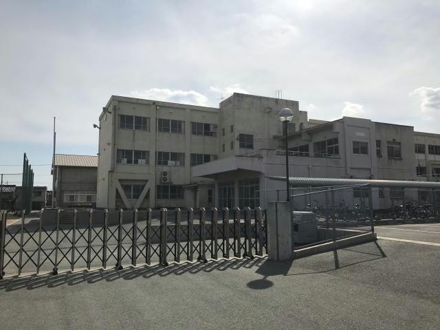 蒲郡市立形原中学校(中学校/中等教育学校)まで1120m ライフイン・パストラーレ