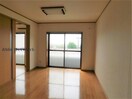 洋室8.9帖 ヴェールヴィル