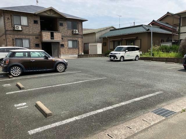  カーサ梨野　A