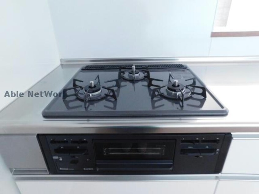  Riviest（リヴィエスト）