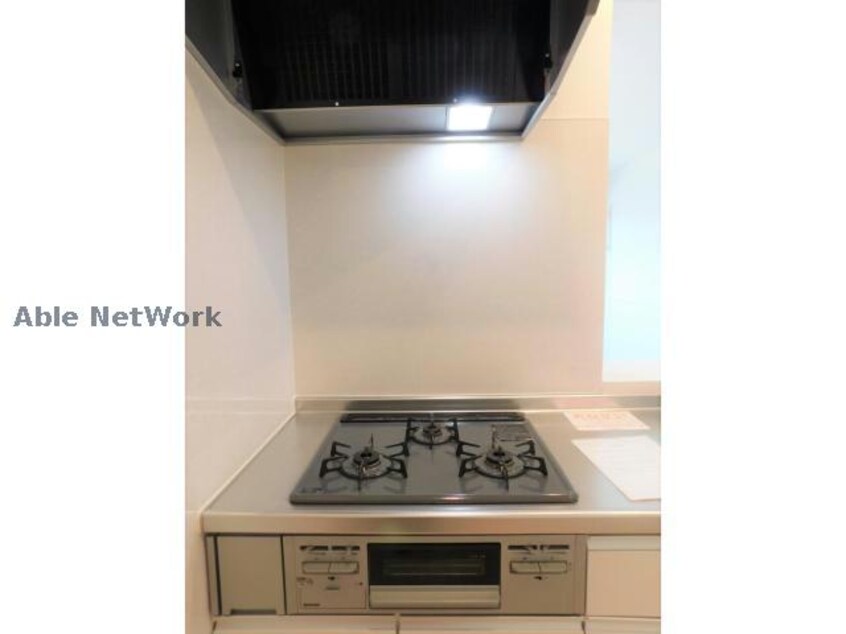  サンリット　すみれ