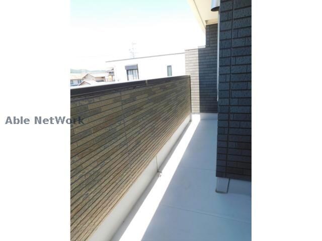  サンリット　すみれ