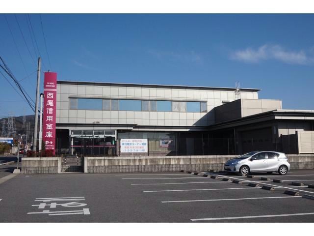 西尾信用金庫幸田北支店(銀行)まで758m メリディオ　B