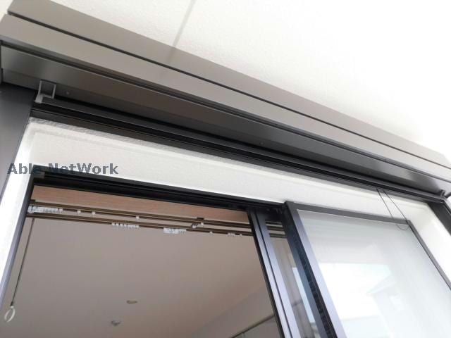 シャッター式雨戸 ル・シヤージュ