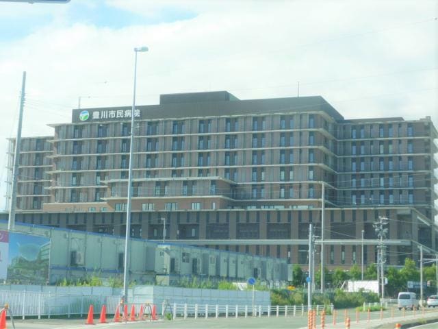 豊川市民病院(病院)まで324m シャンテラヴィ八幡　S棟