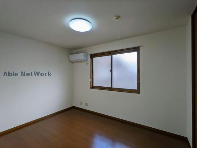 北側洋室 メゾン・ド・プルメリア　A