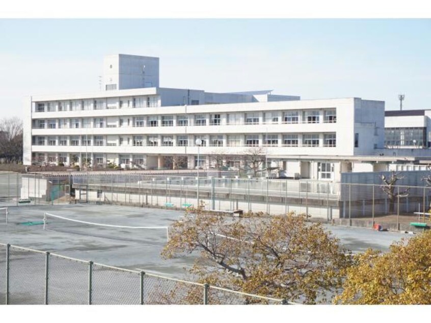 幸田町立北部中学校(中学校/中等教育学校)まで698m ぺル　ラ　メール　相見