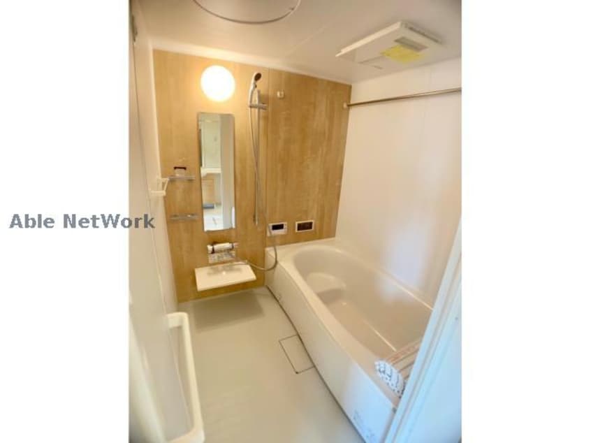  ヴィラ・ロワイヤル　六番館