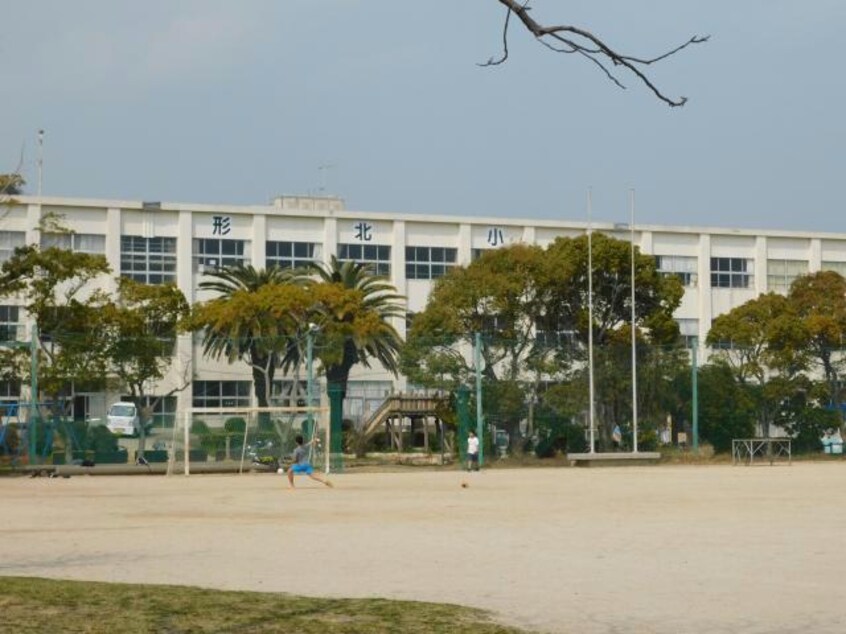 蒲郡市立形原北小学校(小学校)まで713m 形原町天神裏貸家A