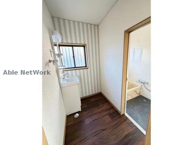  小坂井町才ノ木貸家