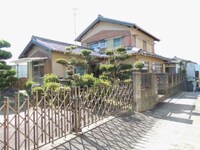 緑ヶ丘中町貸家