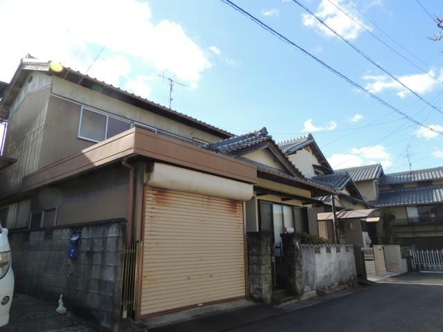  緑ヶ丘本町貸家