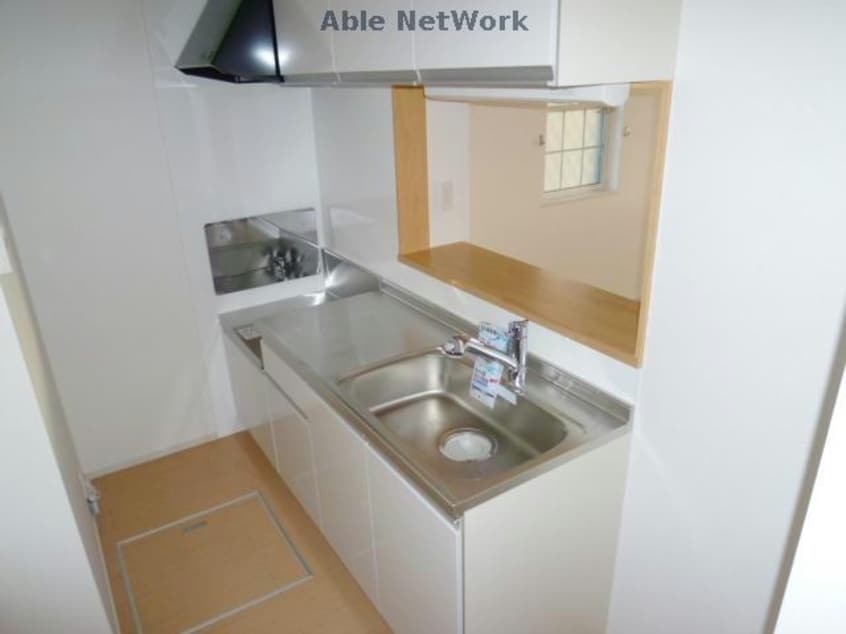  アイビーウェル西三田2号館