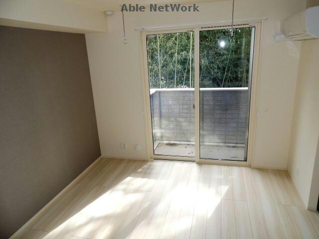  イーストフィールド