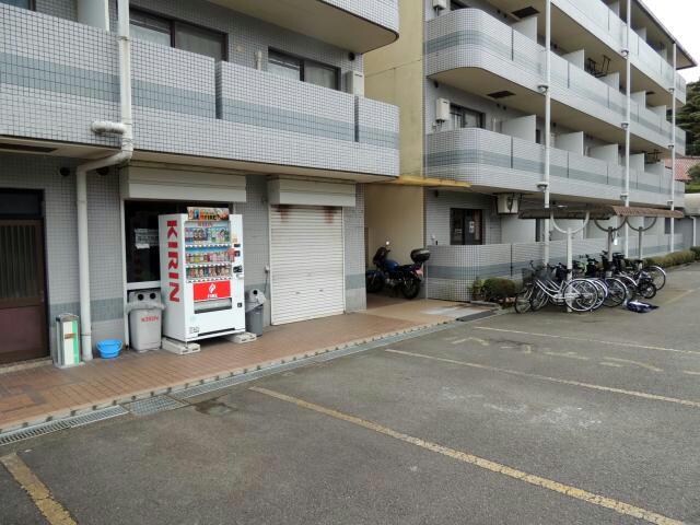  柘植貸しテナント