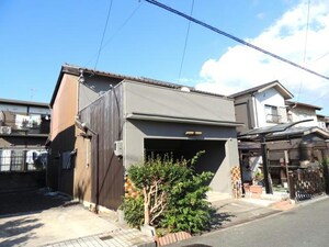 上野茅町貸家