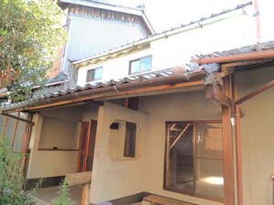 上野農人町貸家