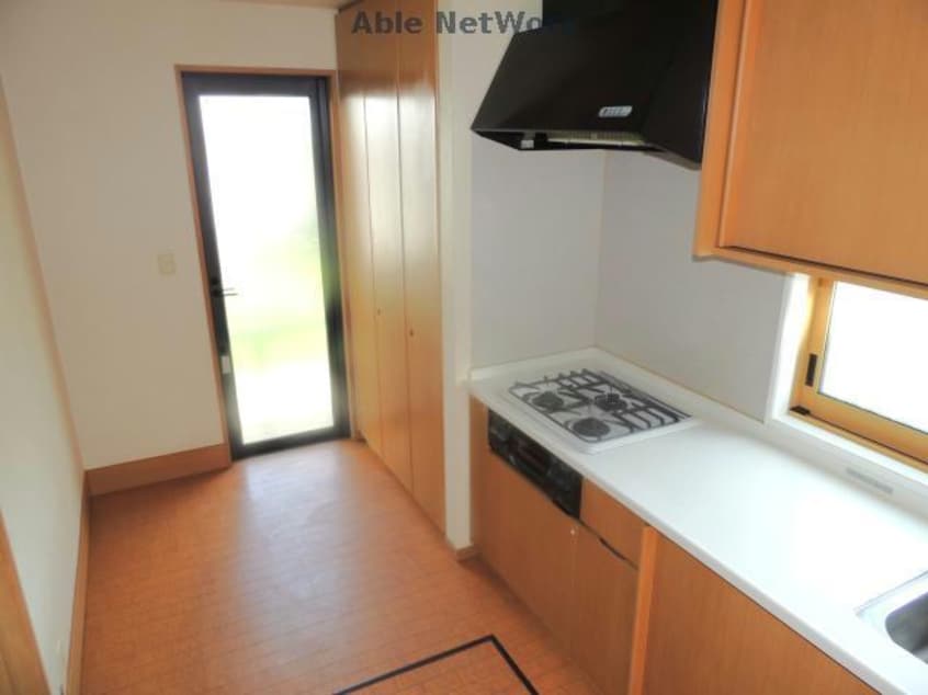  つつじが丘北8番町貸家