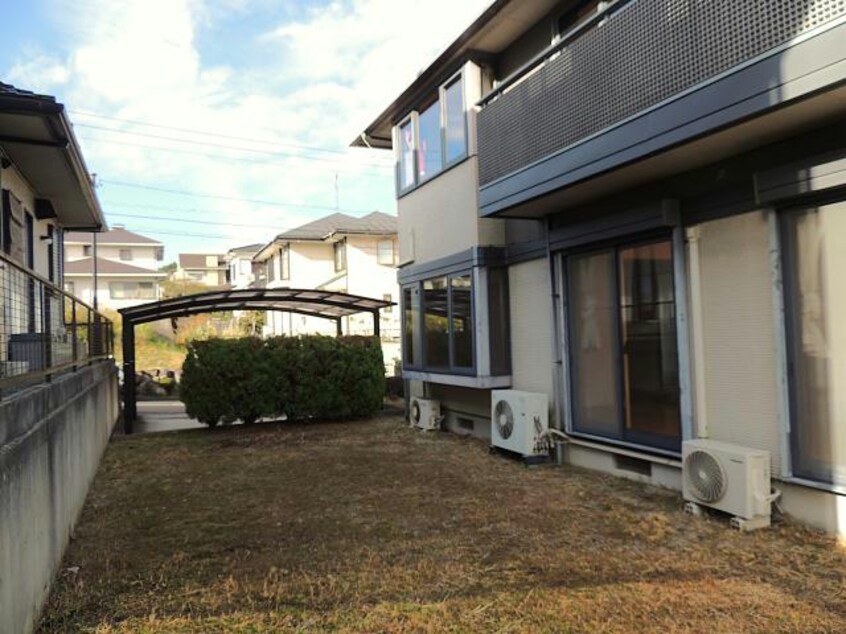  つつじが丘北8番町貸家