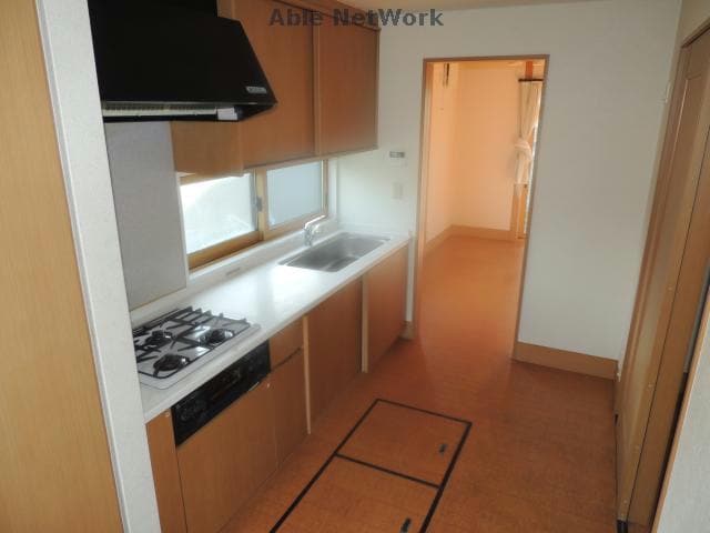  つつじが丘北8番町貸家