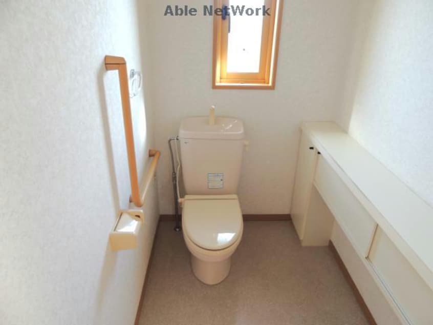  つつじが丘北8番町貸家