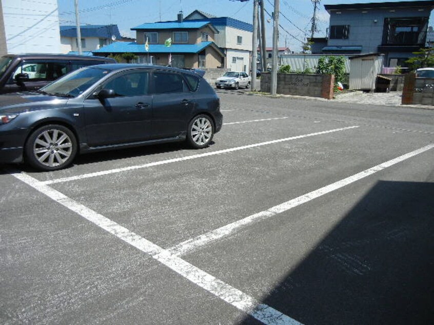 駐車場 神楽4・12エコワンハウス