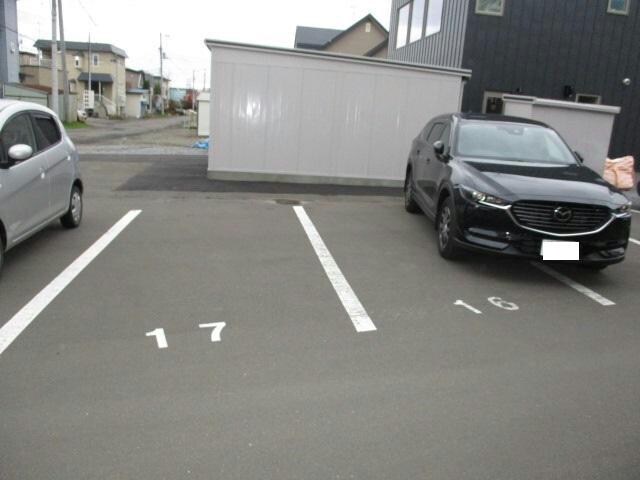  グランオアシスB