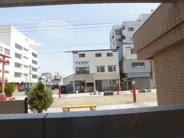  エスティ三番舘214-10