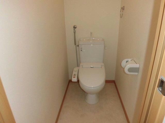  エスティ三番舘214-10