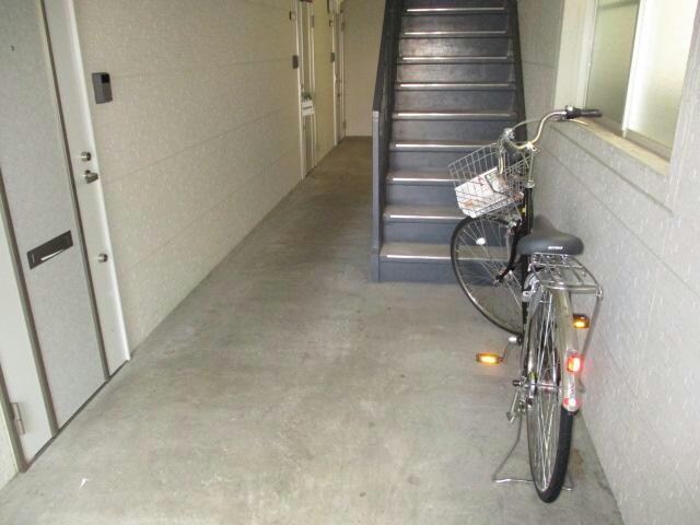  プラス32
