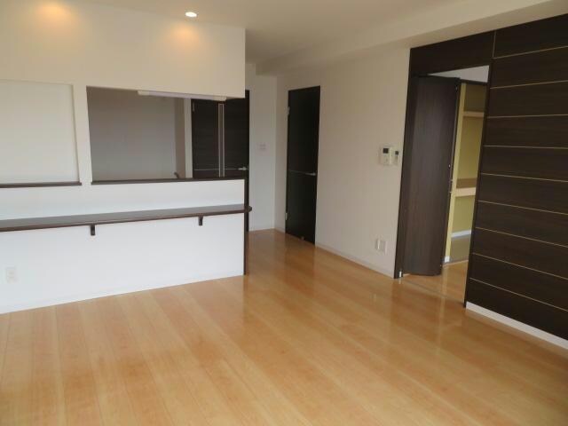  Genova（ｼﾞｪﾉﾊﾞ）