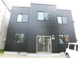 101～202号室側外観